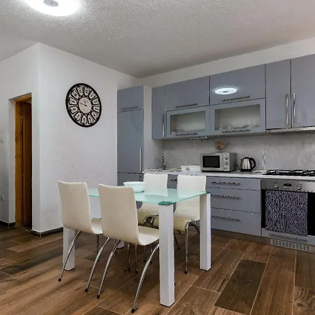 Fuer 2 Personen Ca 55 Qm In Pula, Istrien Istrische Riviera Апартаменты *