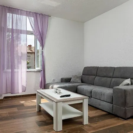 Fuer 2 Personen Ca 55 Qm In Pula, Istrien Istrische Riviera *